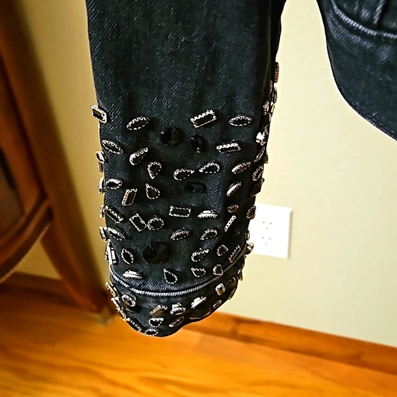 NWT Guess Black Denim Jacket, Small - Picture 3 of 11